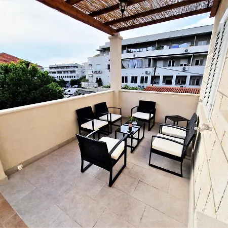Franica Guest house