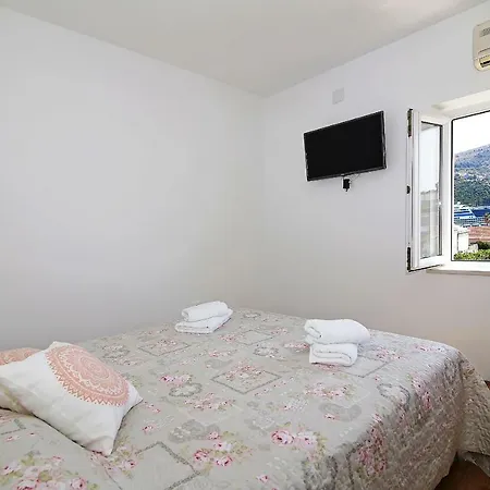 Franica Guest house